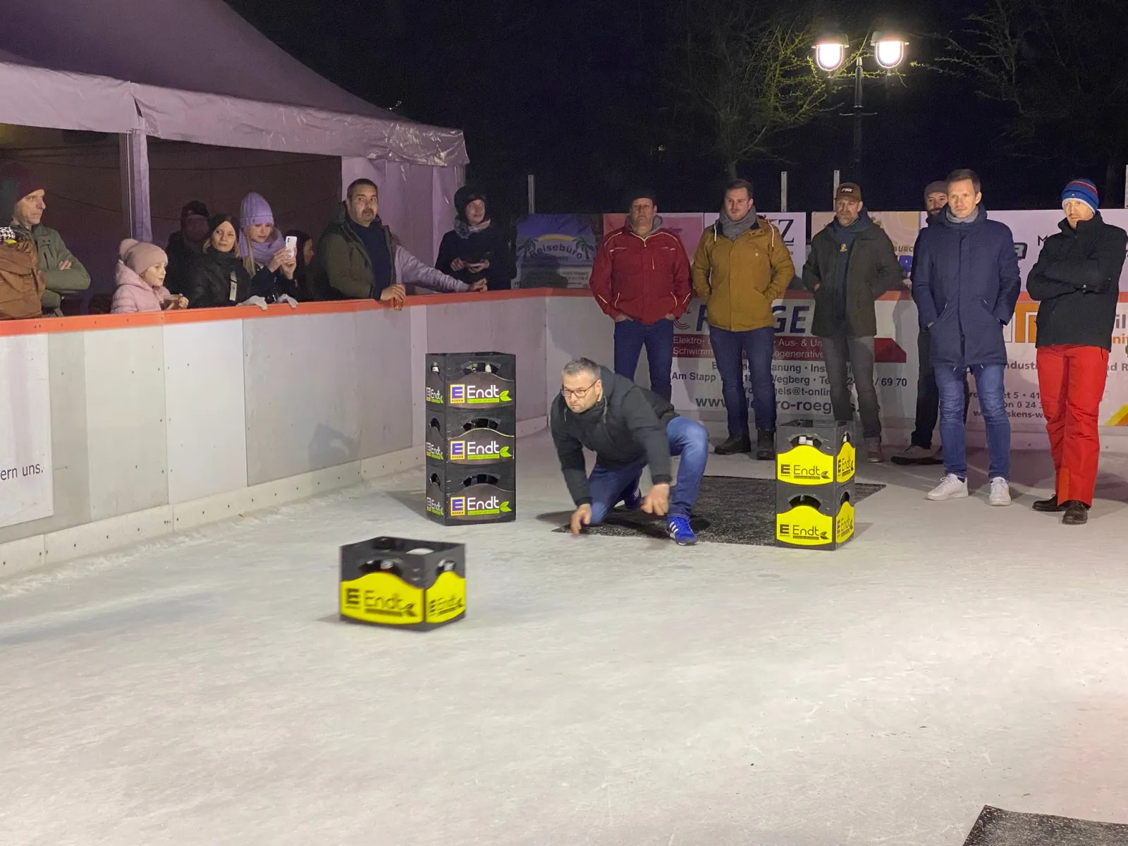 News der Werbegemeinschaft Wegberg: Wegberger Eisbahn und Winterdorf 2024